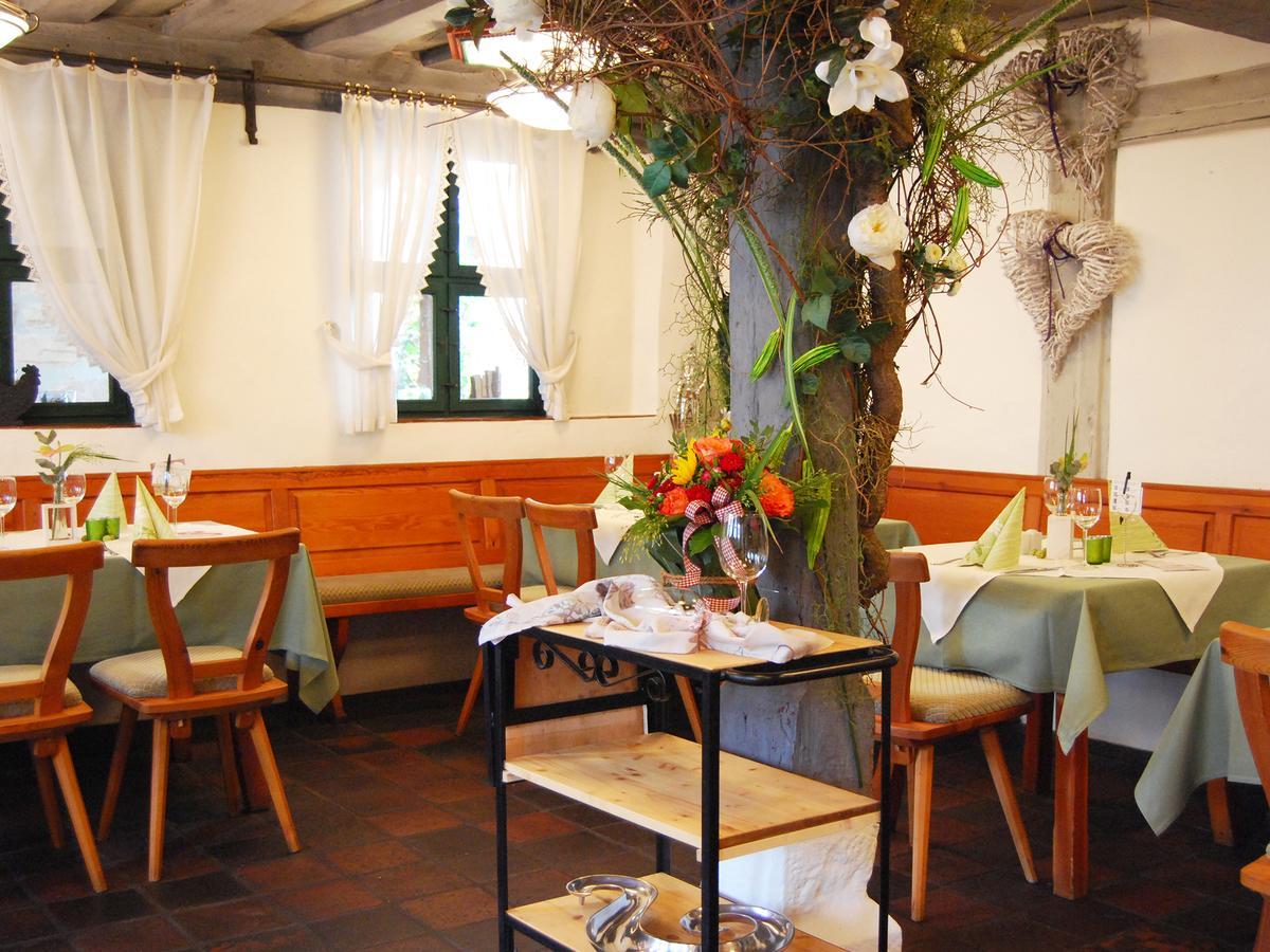 Der Schwan Hotel & Restaurant Schwanstetten Exterior foto